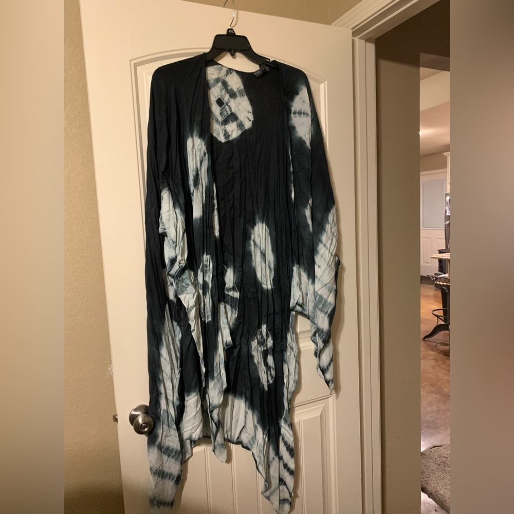 Forever 21+ Tie Dye Poncho - Picture 1 of 5